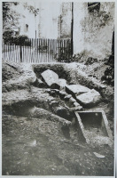 Les sarcophages découverts en 1933 sous le bas-côté nord