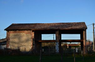 Hangar en brique, fin 19e siècle.